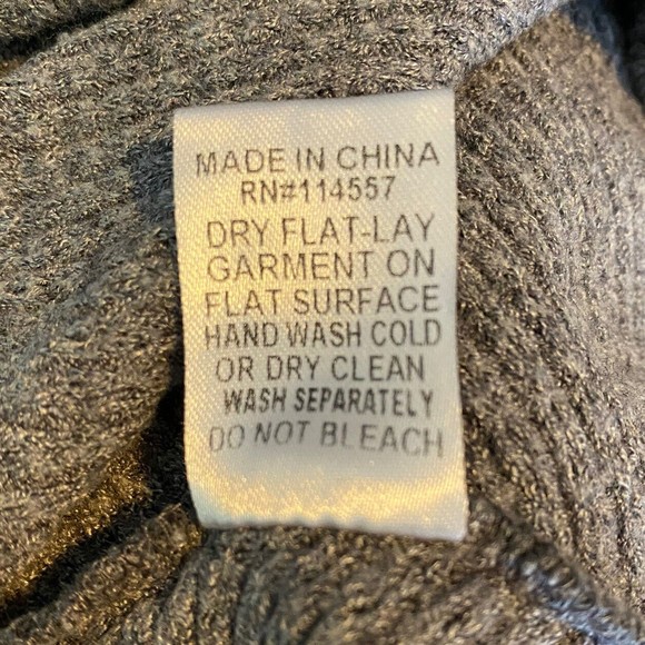 THML Sz M Cropped Gray Waffle Knit Sweater - Picture 12 of 12